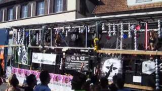 preview picture of video 'Beatparade 2010 SoundCity-Stuttgart-Truck Teil 1 Parade.wmv'