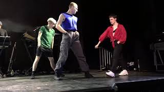 Christine and the Queens - Feel so good LIVE 10/31/18