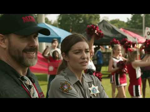 Rock It - Legacies 2x03 Music Scene