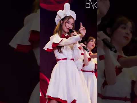 [Fancam] 220226 Paeyah BNK48 - Shonichi @ BNK48 First Rabbit Roadshow Central Rama 3