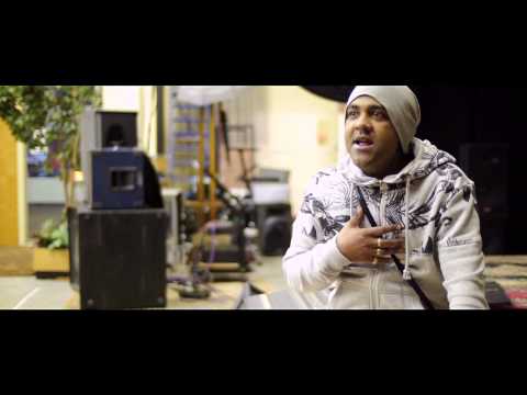 Smoothie: Write. Perform. Record. (2015)