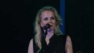 Ilse DeLange - Naked Heart (live) Heerlen 04-04-2014
