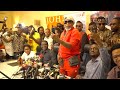 KOFFI OLOMIDE ATAKURUDISHA MIAKA 23 NYUMA CHEKI AKIIMBA LIVE MICKO