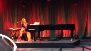 Tori Amos - Ruby Slippers improv &amp; Somewhere Over the Rainbow
