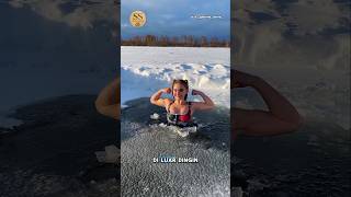 Download lagu Cewek Ini Mandi Es Setiap Hari Kayak Gak Punya Rasa Dingin! mp3