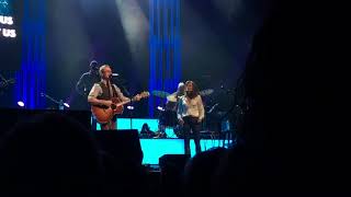 More Than Conquerors - Steven Curtis Chapman LIVE (feat Amy Grant)