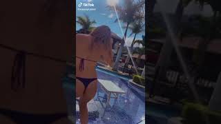 外人女のケツは素晴らしい