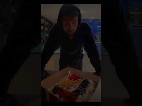 Sara e surprizon Ledrin për ditëlindje 🎂🎊😍