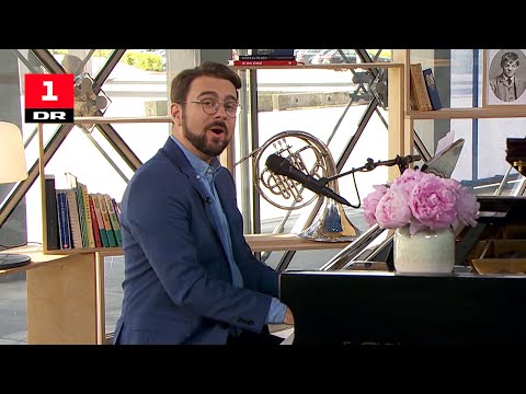 Om lidt (Tekst af Kim Larsen og Leif Sylvester) | Fællessang – Hver for sig | DR1