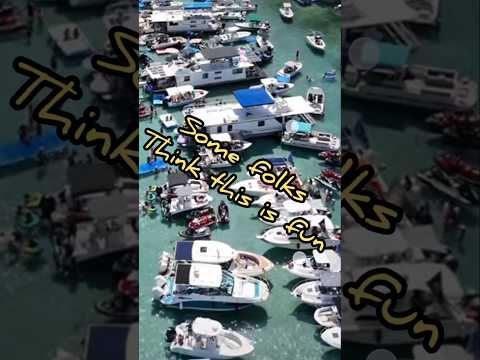 Fun On Boats, Houseboat Life