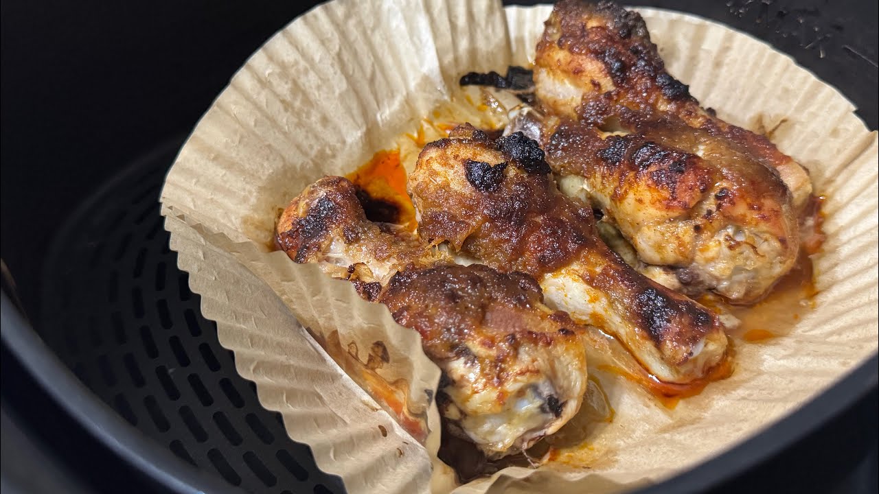 How to Keep Airfryer Clean easily with these disposable paper liners