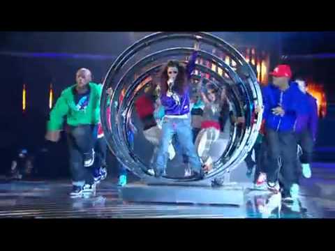 Cher Lloyd sings No Diggity/Shout - The X Factor - Live Show 3 (22nd October 2010)