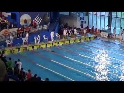 CGAbsInv17: final A 100 espalda femenino