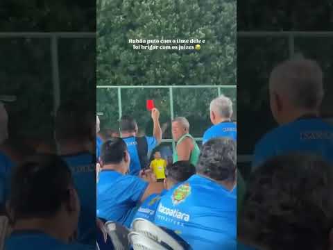 Ele defende o time dele. #amazonas #humor #amazonia #memes #itacoatiara #lendas #Rubileia