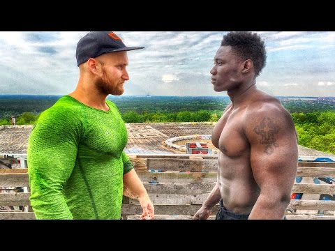 Powerbuilder VS Powerlifter - STRENGTH WARS 2k16 #9