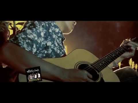 Modesty band. Putri Cening Ayu