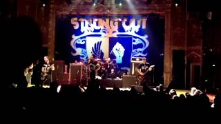 Strung out - Wrong side of the tracks - Live