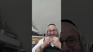 פונקען פון פייער🔥 לקראת שבת פרשת ב'א – שוב'בי"ם ה'תשפ"ו (הרב מוטה פראנק) - התמונה מוצגת ישירות מתוך אתר האינטרנט יוטיוב. זכויות היוצרים בתמונה שייכות ליוצרה. קישור קרדיט למקור התוכן נמצא בתוך דף הסרטון