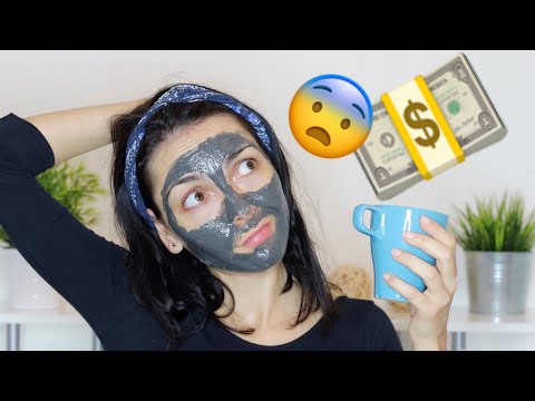 La maschera per una faccia forma il Giappone Faccia che si solleva da fili con tacche con uzelochka