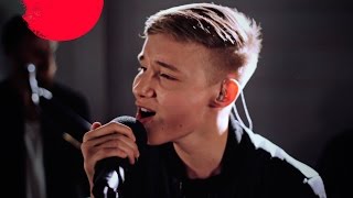 Isac Elliot: Tired Of Missing You, Baby I, Glitter, Just Can&#39;t Let Her Go (livenä Nova Stagella)