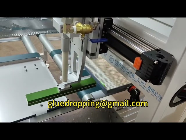 Aluminum honeycomb panel AUTOMATIC GLUE SPRAYING MACHINE