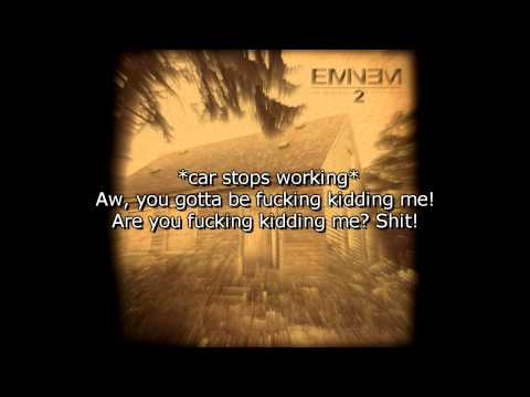 Videoclip de Parking Lot (Skit) — Eminem