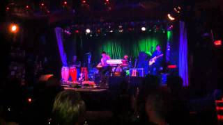 Noah Pine -- Snicker's Bar 11/10/2011