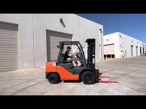 TOYOTA 8-Series 8FDU30 6,000lb Diesel #1656 - Forklift for sale