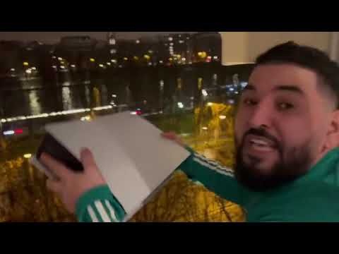 Mohamed henni pete un câble et casse sa ps5 @mohamedhenni837