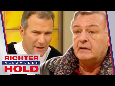 Horrific discovery! Father finds dead daughter in bathtub | 1/2 | Judge Alexander Hold | SAT.1