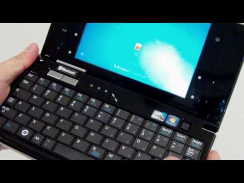 Fujitsu LifeBook UH900 Smallest Multi-touch Handheld PC