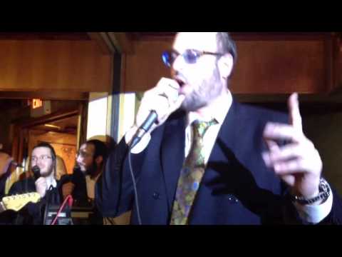Yeeedle sings Meleim Ziv @ Lipa Bar Mitzvah
