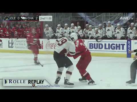 Eric Robinson vs Roland McKeown