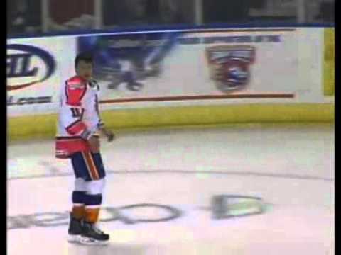 Kyle MacKinnon vs Steven Oleksy