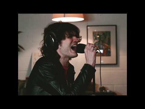 BAD NERVES - CAN'T BE MINE (LIVE SESSION)