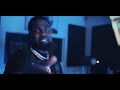 TSU SURF UNBOTHERED FREESTYLE
