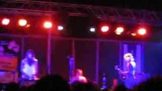 blonde redhead at istanbul modern - the dress