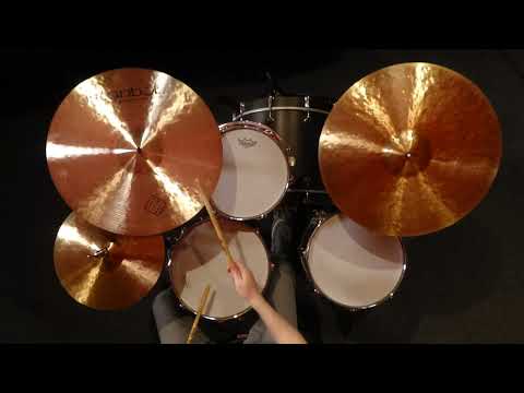 Istanbul Agop Traditional Dark Crash Cymbal 19" 1634 grams DC19