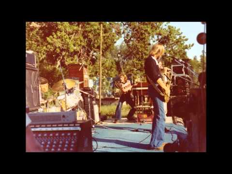 Streetnoise - Bargain With The Devil