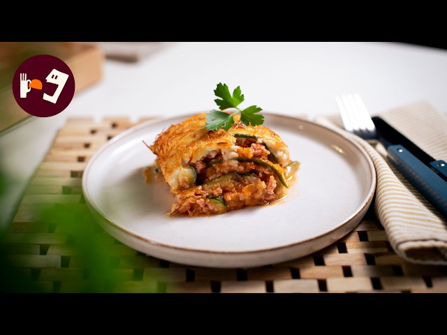 Lasaña de Pollo y Calabacín al horno: Receta paso a paso (bechamel incluida)