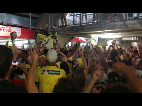 énorme shalalalalala Oh Montferrand! Yellow Army au stade Vélodrome