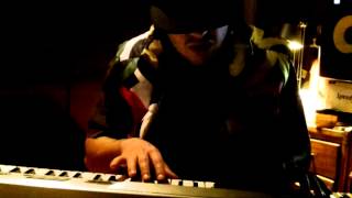 Benja L.B. -  Old Lovas 2013 - Dwele Song.