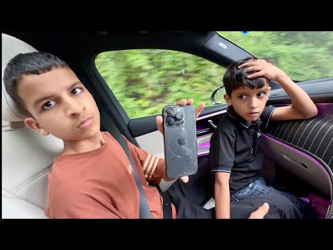 Car Se Phone Gira Diya 😳