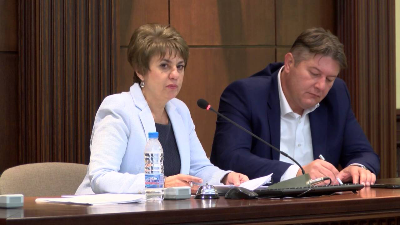 Сесия на Общински съвет Хасково 29 12 2015