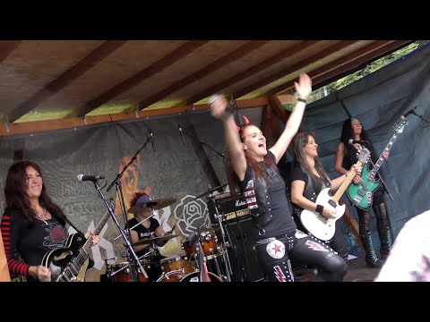 CLUBHAUS 06 - BLACK ROSIE 4k