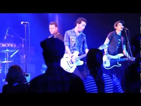 CORTONA - The Beat Ist Billig -  by Clément Fessy