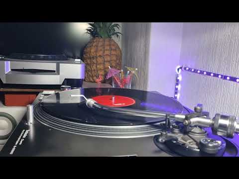 Bill Withers - Lovely Day (Original) - CBS Records - 1988