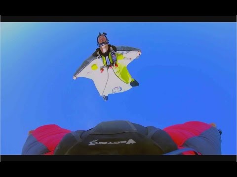 Wingsuit 4-cross race final round - Red Bull Aces 2014