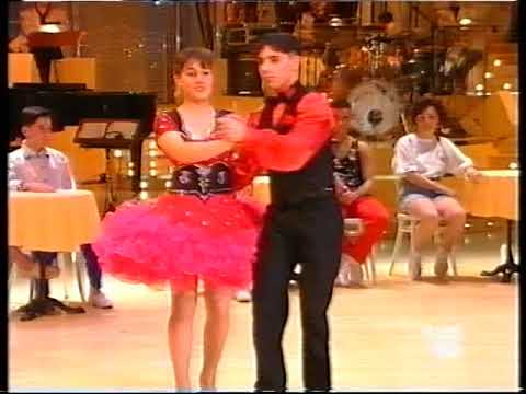 Filuzzi Mazurka Gabusi - Lorella Cuccarini - Canale 5 "Buona Domenica"