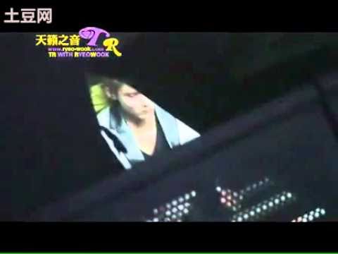 [TR天籁之音]100911 SMTown Shanghai- Ryeowook @backstage during Gee